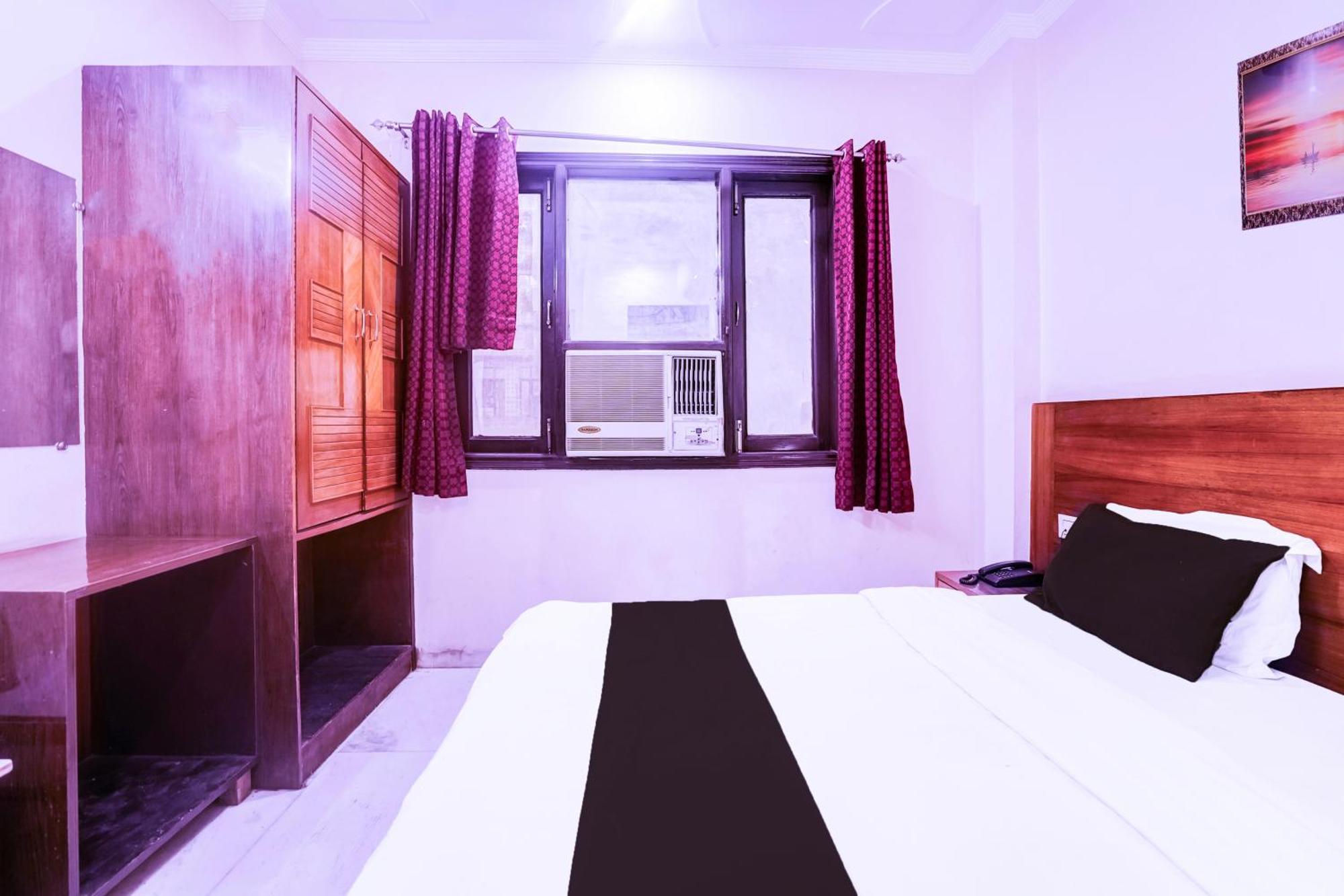 Fabhotel De Gold New Delhi Exterior photo