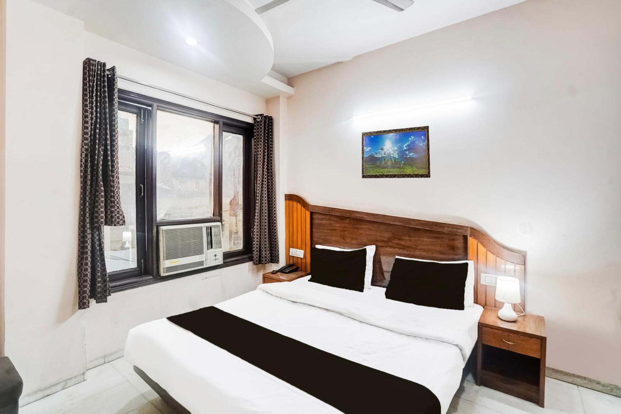 Fabhotel De Gold New Delhi Exterior photo